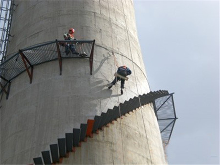 煙囪安裝旋轉爬梯